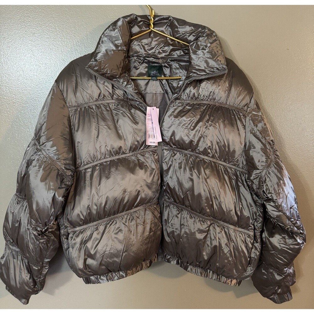Wild Fable Women's Metallic Puffer Coat. Size Small New With Tags. Bronze Color